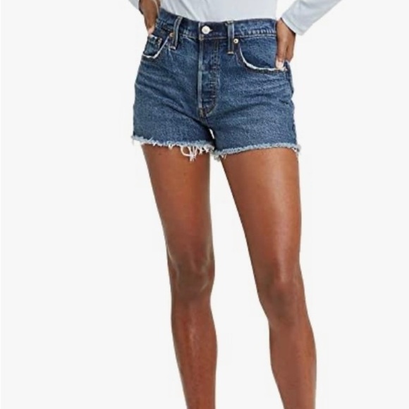 LEVI'S Womens 501 Original Shorts size 30 dark bleu cut off - Picture 1 of 8